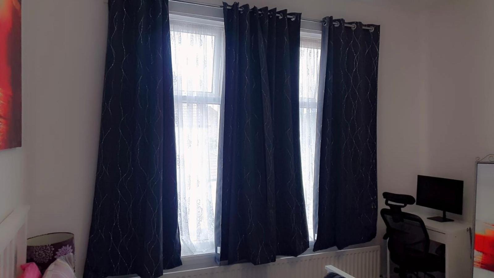 2 Bed 1St Floor Apartment-Own Entrance & Parking Portsmouth Exterior photo